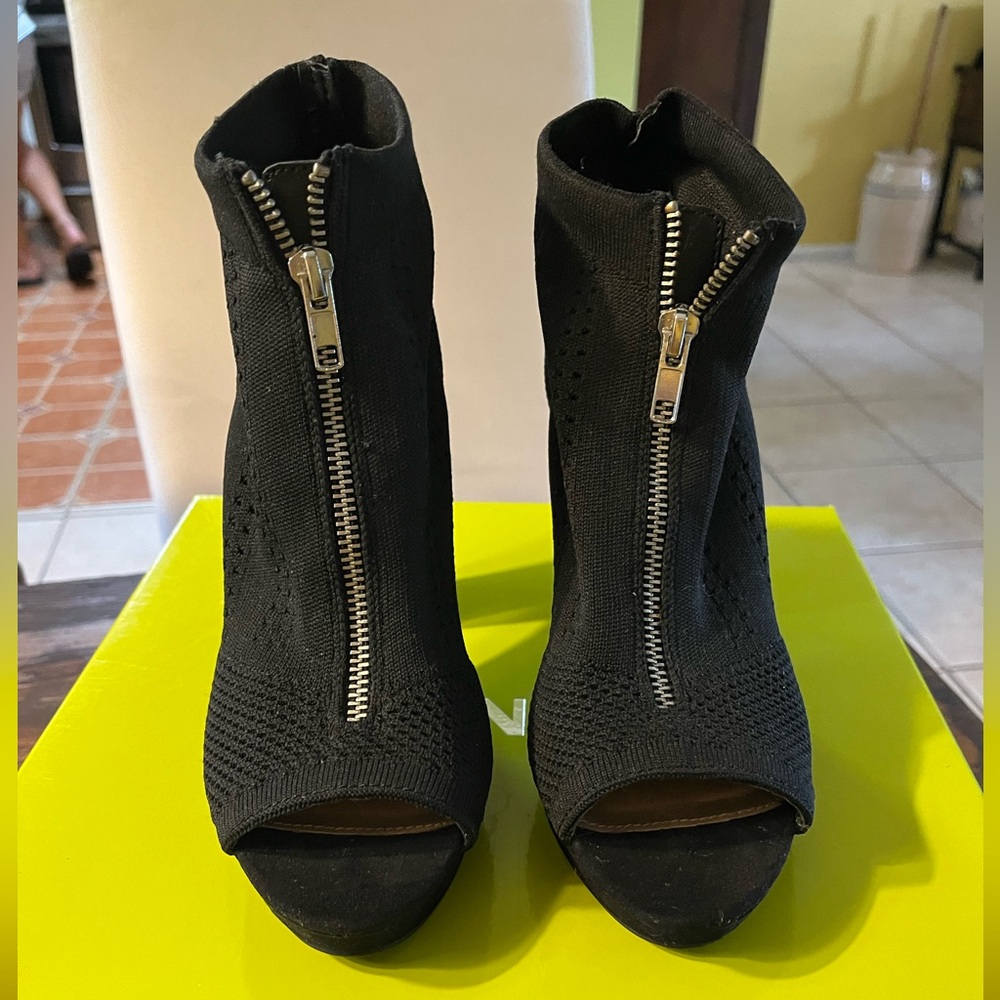 High Heel Open Toe Booties, Front Zipper. Black S… - image 2